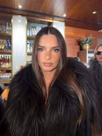 🔥 Emily ratajkowski  page leaked private photo uncensored full