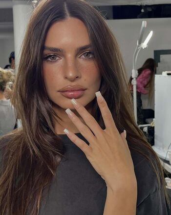 🔥 Emily ratajkowski  page leaked private photo uncensored full
