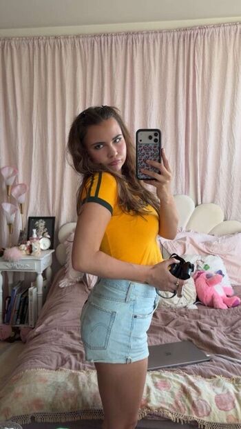 🔥 Ester dobrik page leaked private photo uncensored full