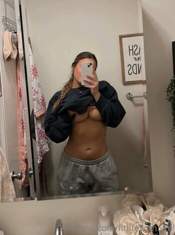 🔥 Fitlifewith em  page leaked private photo uncensored full