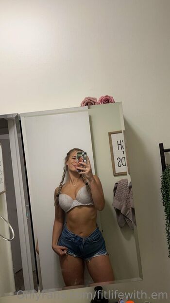 🔥 Fitlifewith em leaked private photo uncensored full