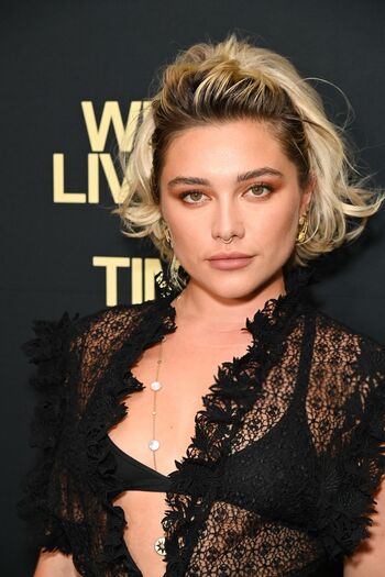 🔥 Florence pugh  page leaked private photo uncensored full