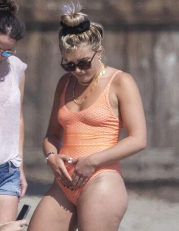 🔥 Florence pugh leaked private photo uncensored full