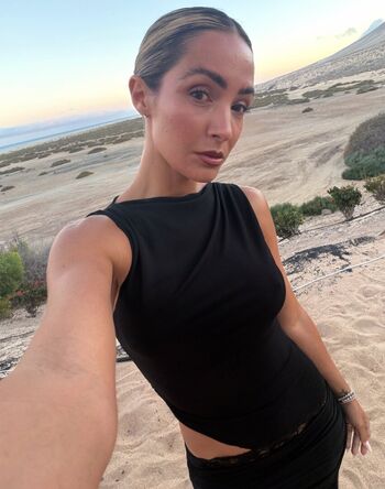 🔥 Frankie bridge  page leaked private photo uncensored full