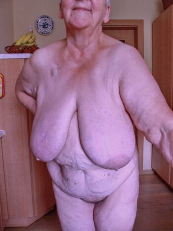 🔥 Granny boob page leaked private photo uncensored full