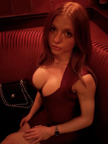 🔥 Hailey skyye leaked private photo uncensored full