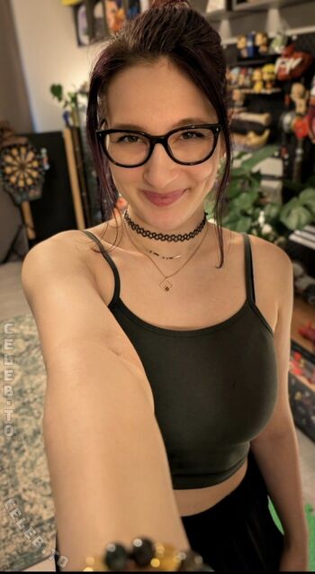 🔥 Haselnuuuss leaked private photo uncensored full