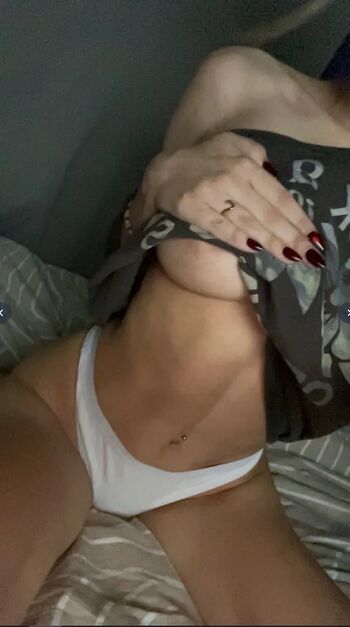 🔥 Iris babyy leaked private photo uncensored full