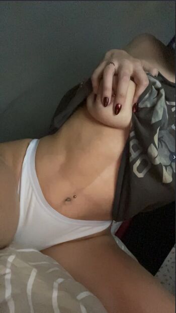 🔥 Iris babyy leaked private photo uncensored full