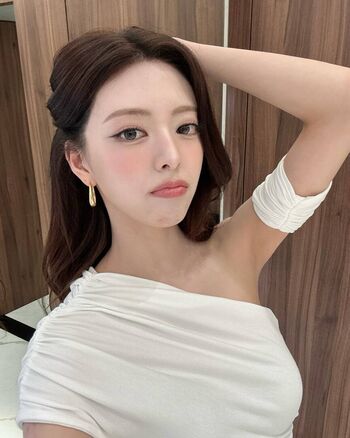🔥 Itzy all in us page leaked private photo uncensored full