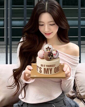 🔥 Itzy all in us page leaked private photo uncensored full