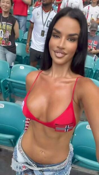 🔥 Ivana knoll page leaked private photo uncensored full