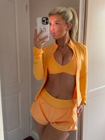 🔥 Izzytaffs page leaked private photo uncensored full
