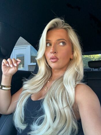 🔥 Izzytaffs page leaked private photo uncensored full