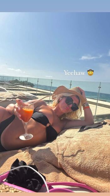 🔥 Izzytaffs page leaked private photo uncensored full