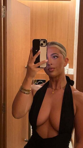 🔥 Izzytaffs leaked private photo uncensored full