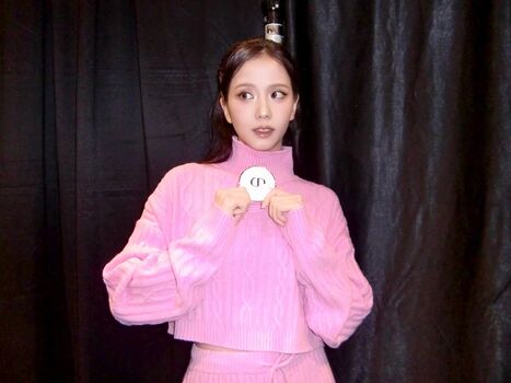 🔥 Jisoo  page leaked private photo uncensored full