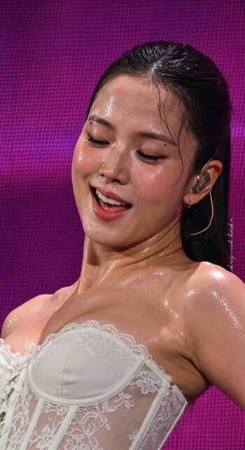 🔥 Jisoo leaked private photo uncensored full