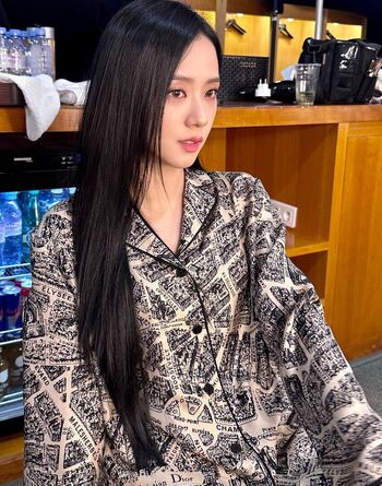 🔥 Jisoo leaked private photo uncensored full