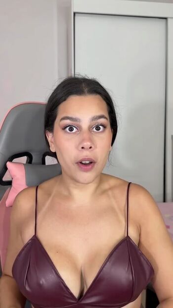 🔥 Julia alvarenga page leaked private photo uncensored full