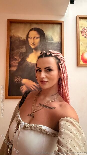 🔥 Karolinka ofi leaked private photo uncensored full