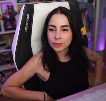 🔥 Kurolily leaked private photo uncensored full