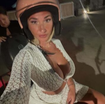 🔥 Laurine   page leaked private photo uncensored full