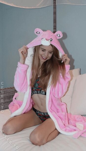🔥 Lea peach  page leaked private photo uncensored full