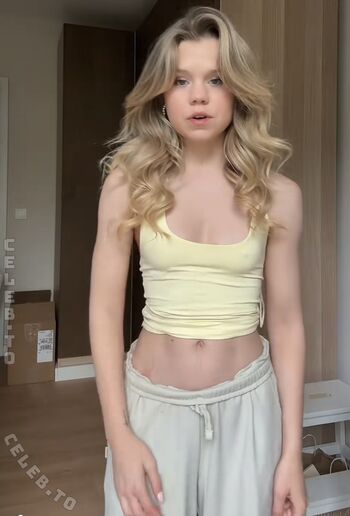 🔥 Lea peach  page leaked private photo uncensored full