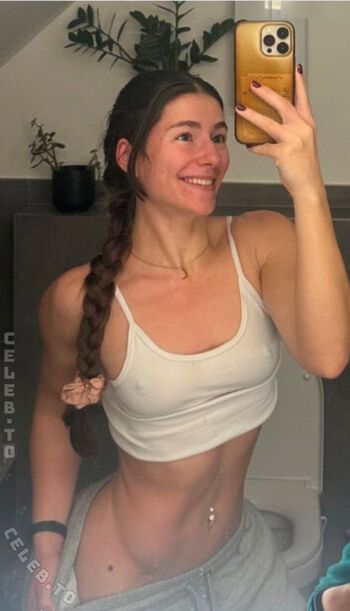 🔥 Leonie kommoss  page leaked private photo uncensored full