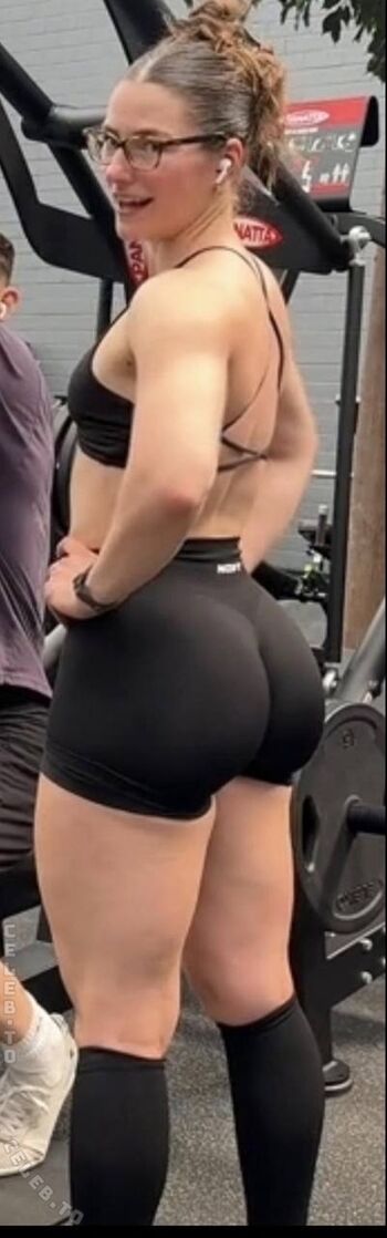 🔥 Leonie kommoss  page leaked private photo uncensored full