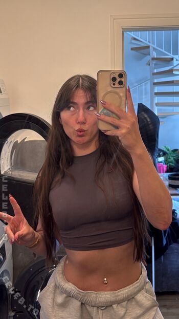 🔥 Leonie kommoss leaked private photo uncensored full