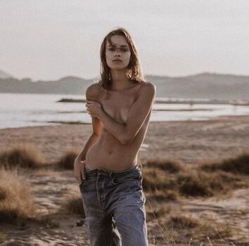 🔥 Lithuanian girls page leaked private photo uncensored full