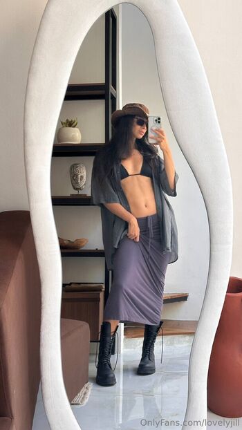 🔥 Lovelyjill  page leaked private photo uncensored full