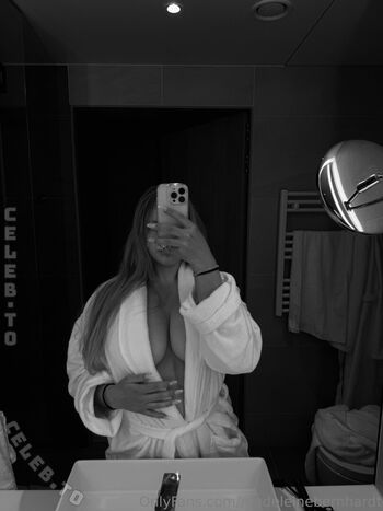 🔥 Madeleine   page leaked private photo uncensored full