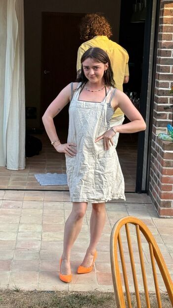 🔥 Maisie williams leaked private photo uncensored full