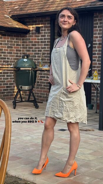 🔥 Maisie williams leaked private photo uncensored full