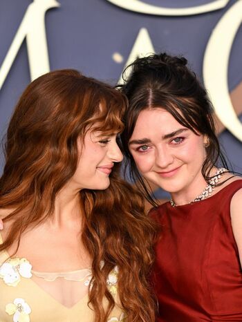 🔥 Maisie williams leaked private photo uncensored full