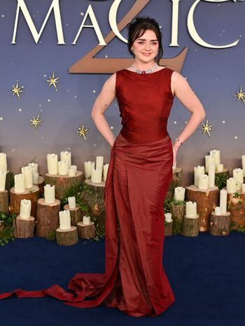 🔥 Maisie williams leaked private photo uncensored full