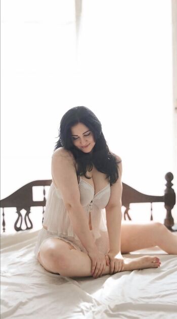 🔥 Maitri ramaiya page leaked private photo uncensored full