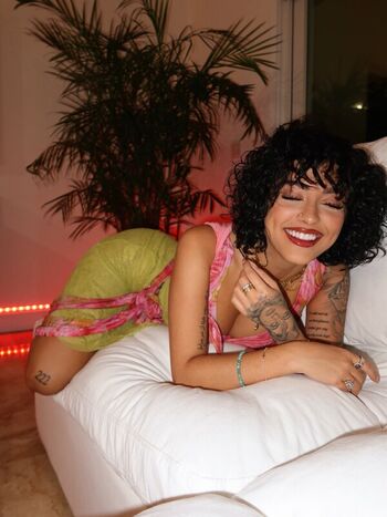 🔥 Malu trevejo  page leaked private photo uncensored full