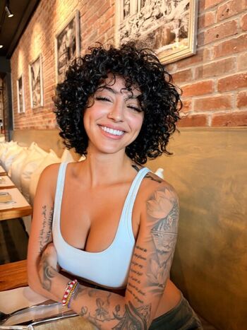 🔥 Malu trevejo  page leaked private photo uncensored full