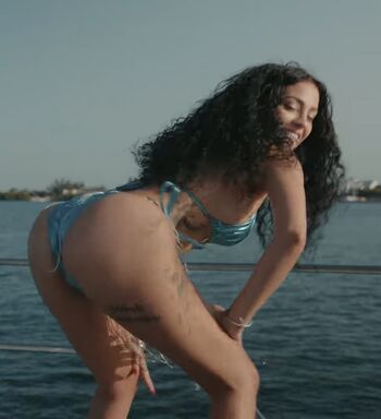 🔥 Malu trevejo  page leaked private photo uncensored full
