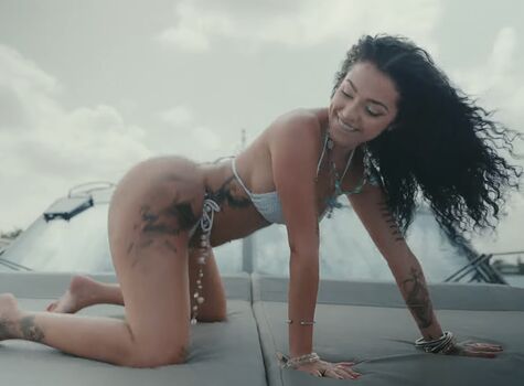 🔥 Malu trevejo  page leaked private photo uncensored full