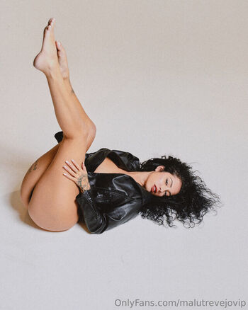 🔥 Malu trevejo  page leaked private photo uncensored full