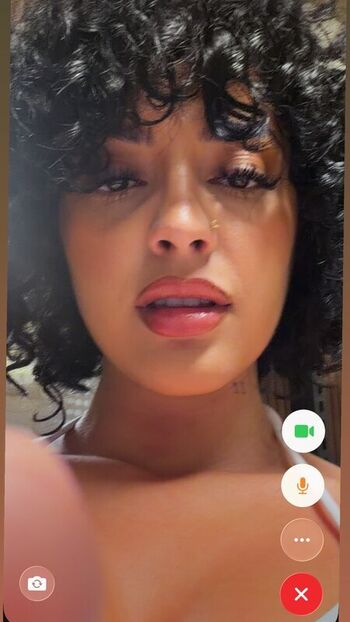 🔥 Malu trevejo leaked private photo uncensored full