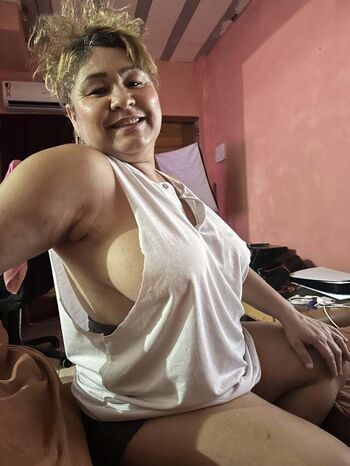 🔥 Mature women page leaked private photo uncensored full