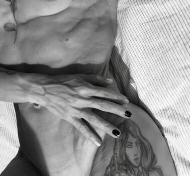 🔥 Mature women page leaked private photo uncensored full