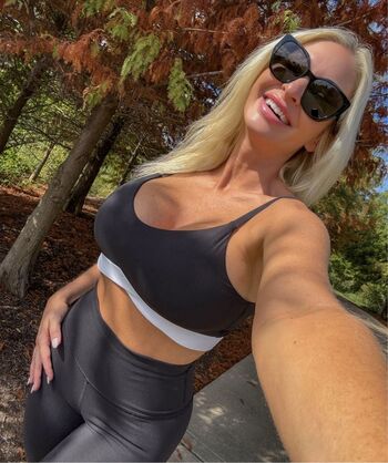 🔥 Mature women page leaked private photo uncensored full