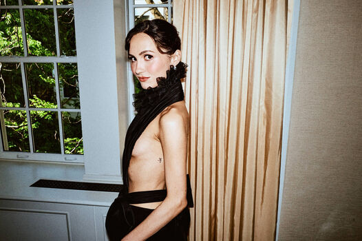 🔥 Maude apatow leaked private photo uncensored full